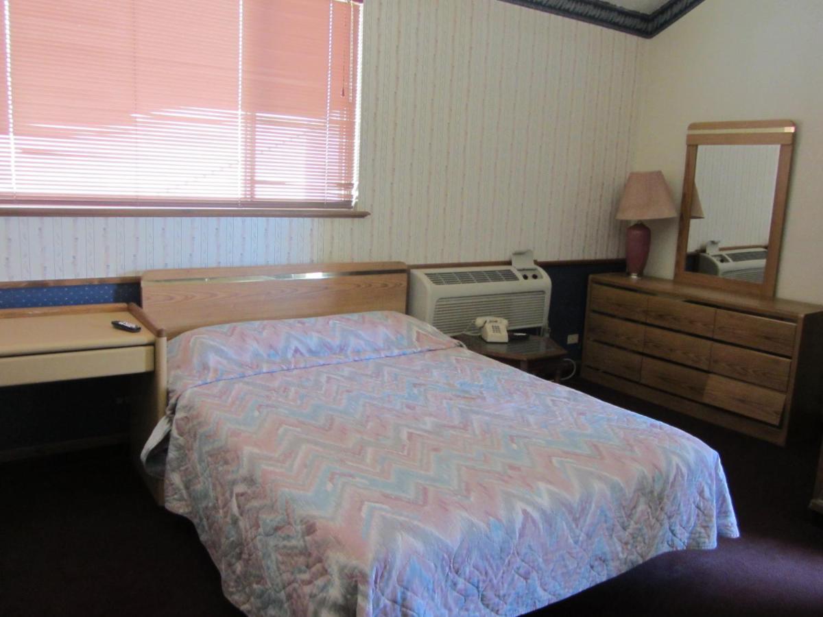 Warrick Plaza Inn Plainview Ruang foto